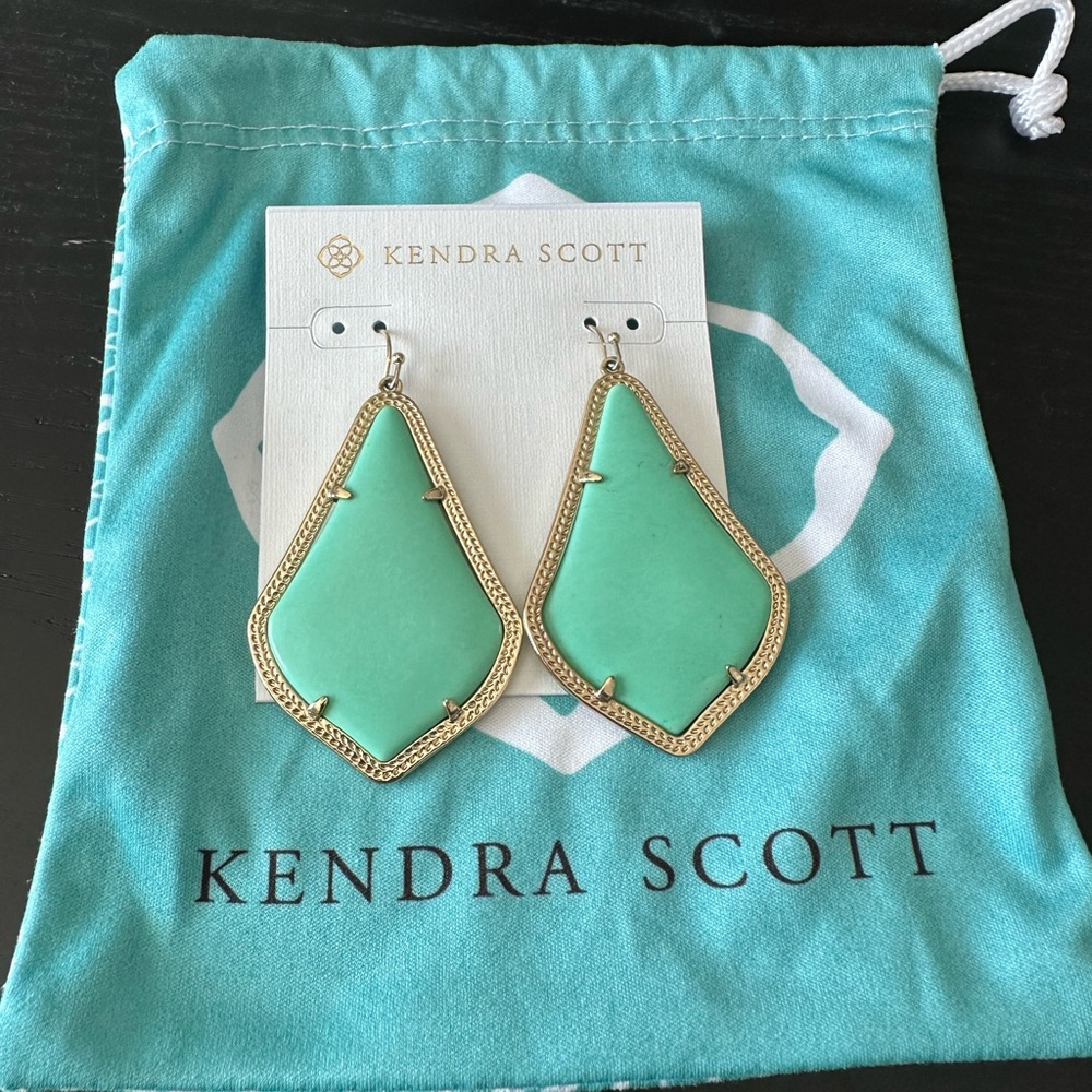 Kendra Scott Green Drop Earrings